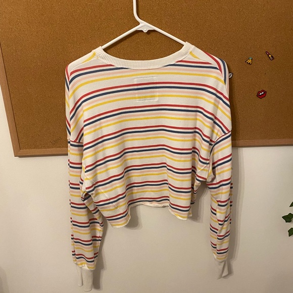 Crop and Striped Hollister Crewneck - Picture 2 of 4